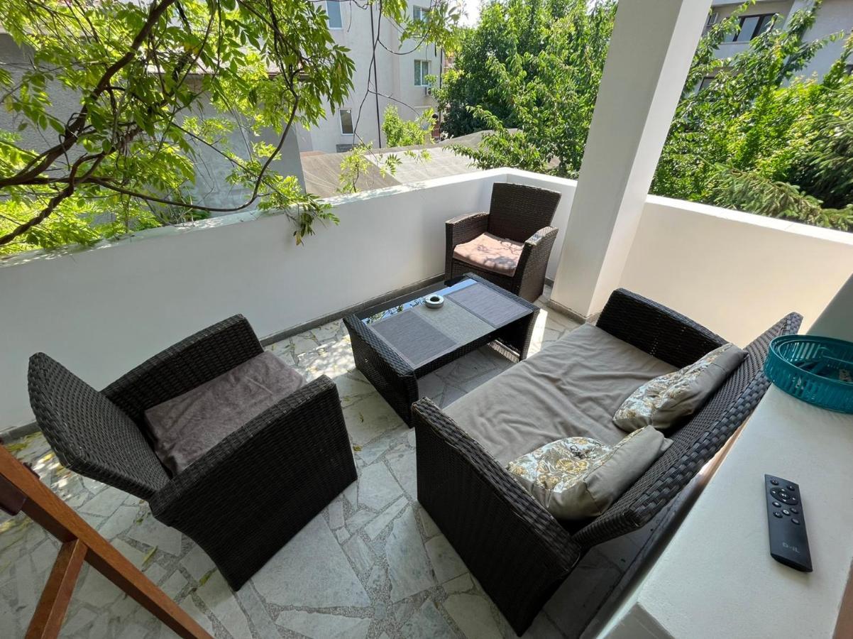 Izgrev Sarafovo Hotel Burgas Exterior photo